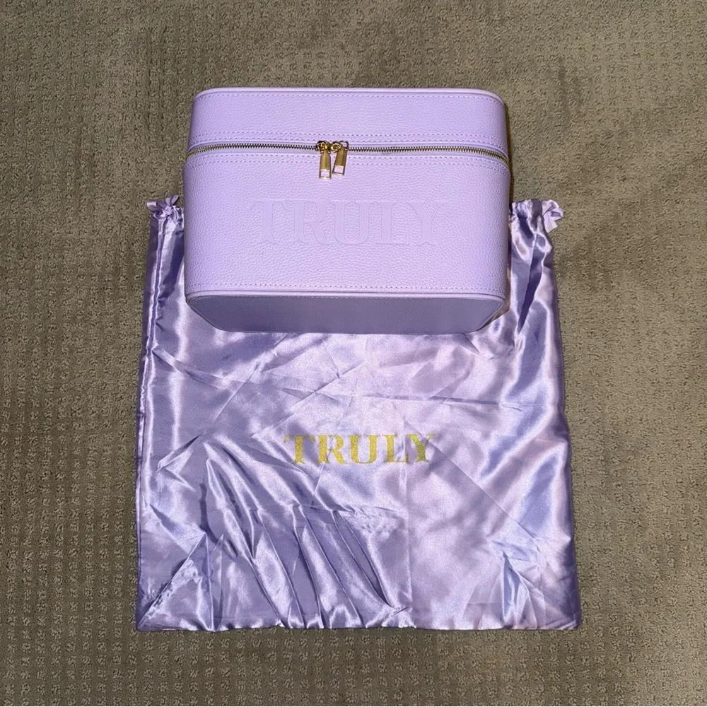 NEW Truly Amalfi Luxury Travel Trunk Purple/Gold